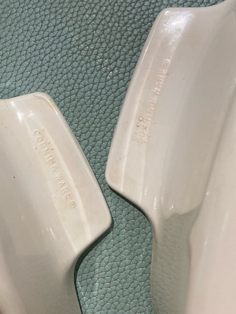 Corningware Vintage Collectible “Shadow Iris” Baking Dishes 1&2 Liter/Glass Lids - Picture 4 of 6